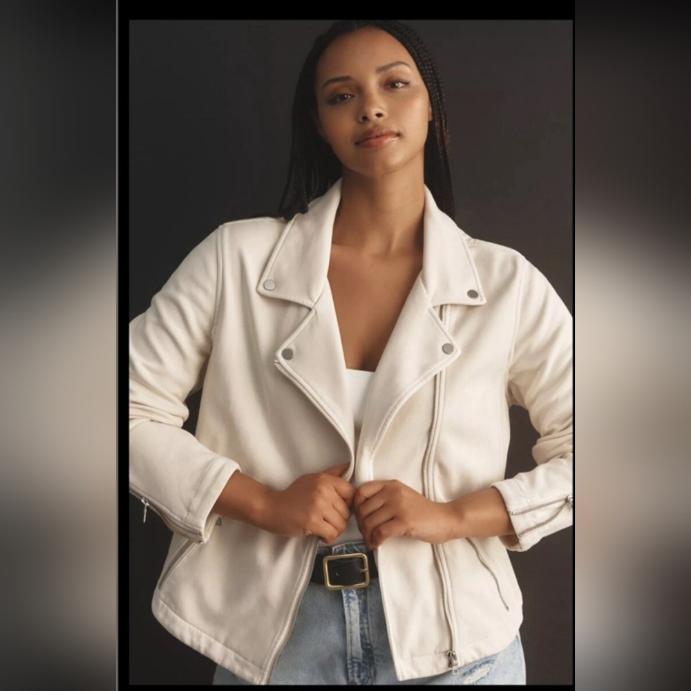 T TAHARI ,Women's Cream Jacket